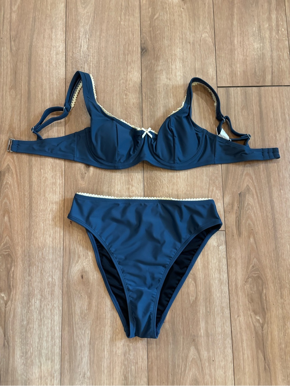 Cupshe Navy Blue Bikini Set with Cream Lace Trim